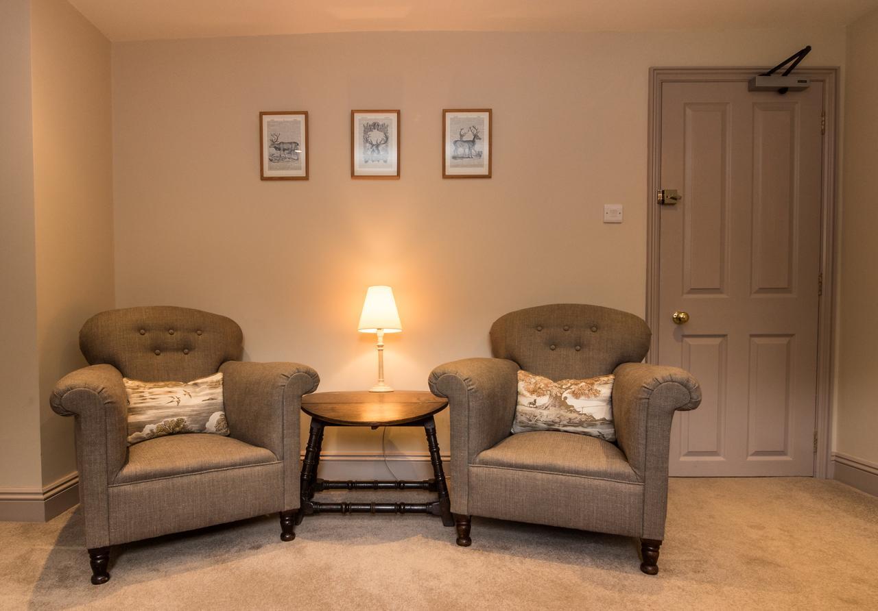 The Royal Oak Inn Luxborough 外观 照片